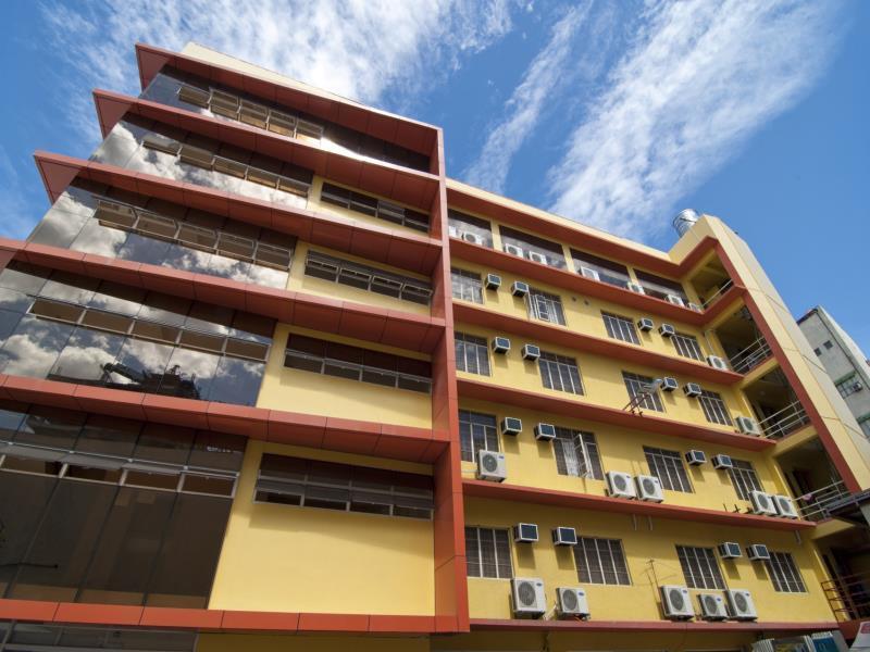 M Citi Suites Cebu Exterior photo